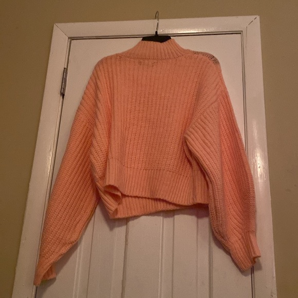 Kaari BluePeach color sweater - Picture 2 of 4